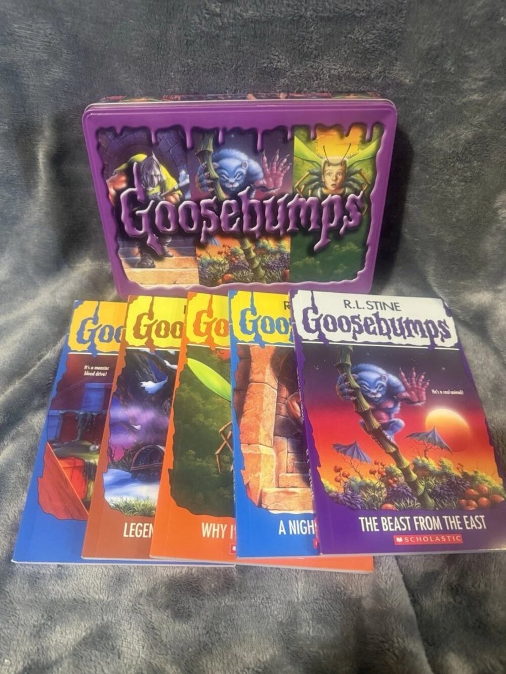 25th Anniversary Collector’s Tin With 5 Books Goosebumps RL Stine EUC